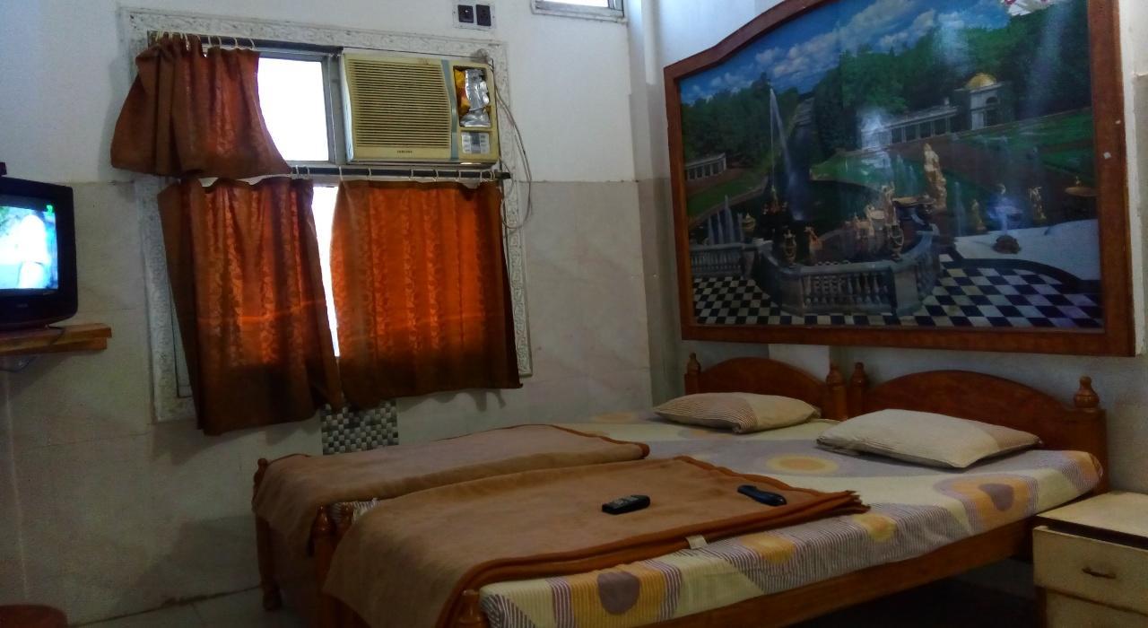 Amber Plaza Hotel Chittorgarh Exterior photo